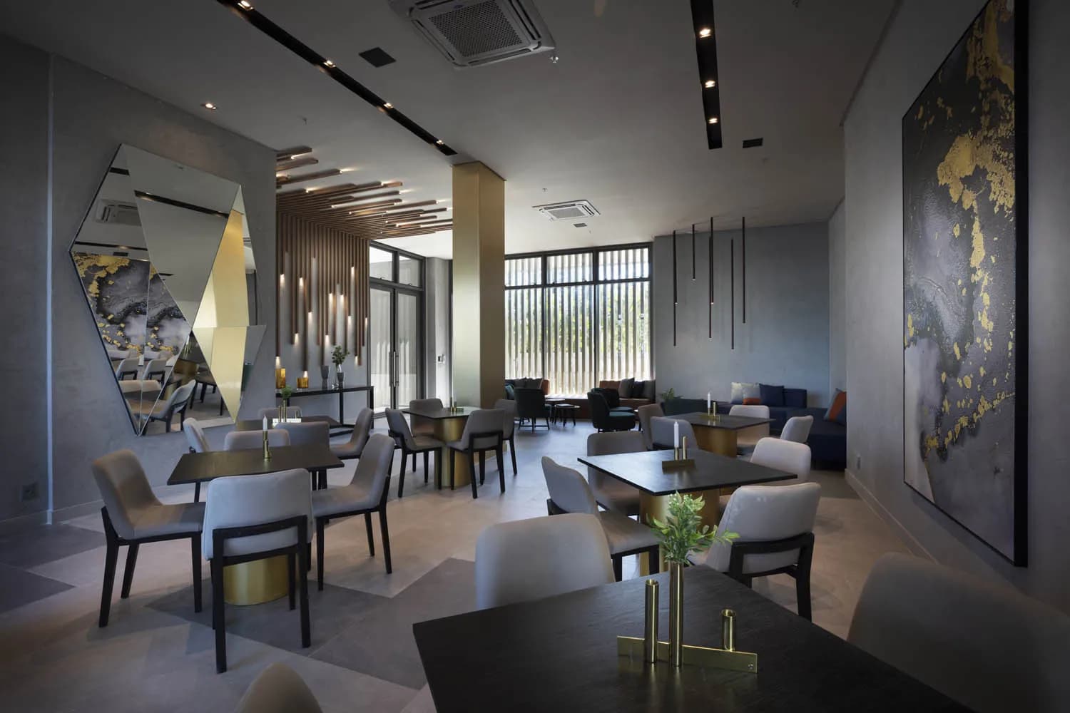 Apartamento à venda com 4 quartos na Barra da Tijuca com 188m²