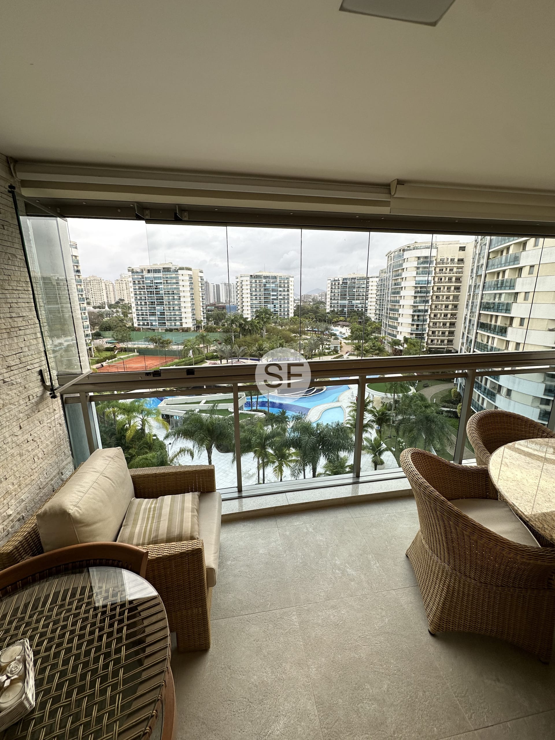 Apartamento à venda com 4 quartos na Barra da Tijuca com 262m²