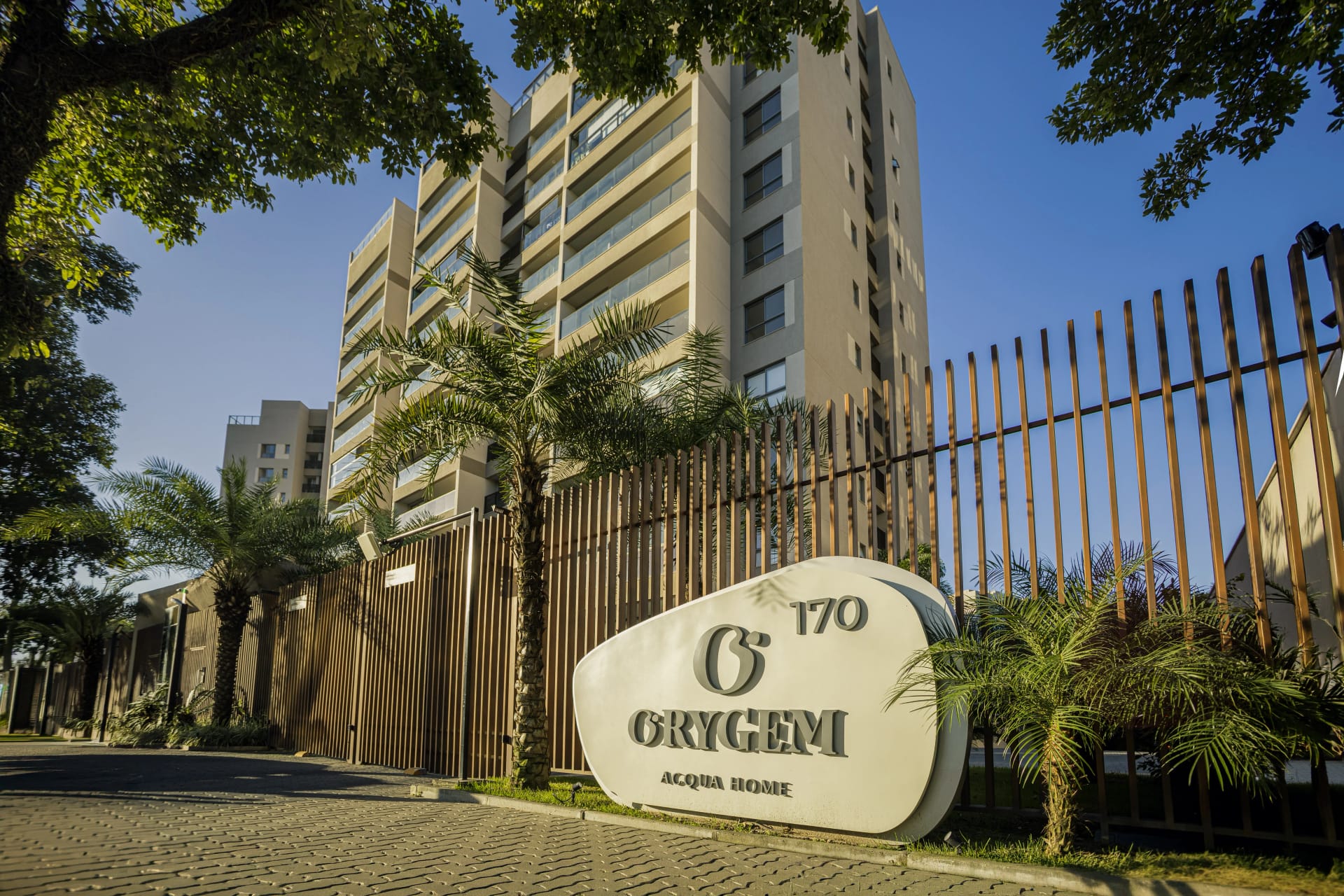 Apartamento à venda com 4 quartos na Barra da Tijuca com 191m²