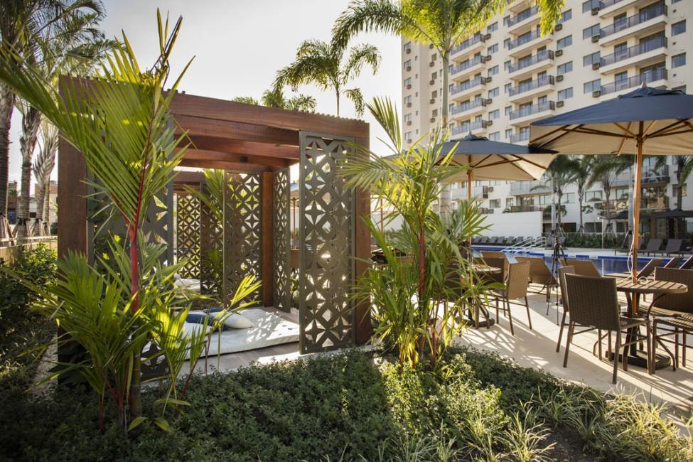 RJZ Cyrela Like Residencial Club