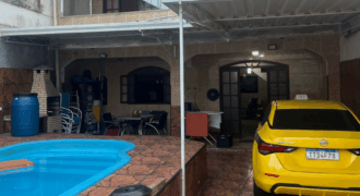 Triplex Exclusiva com Piscina e Espaço Gourmet em Sepetiba